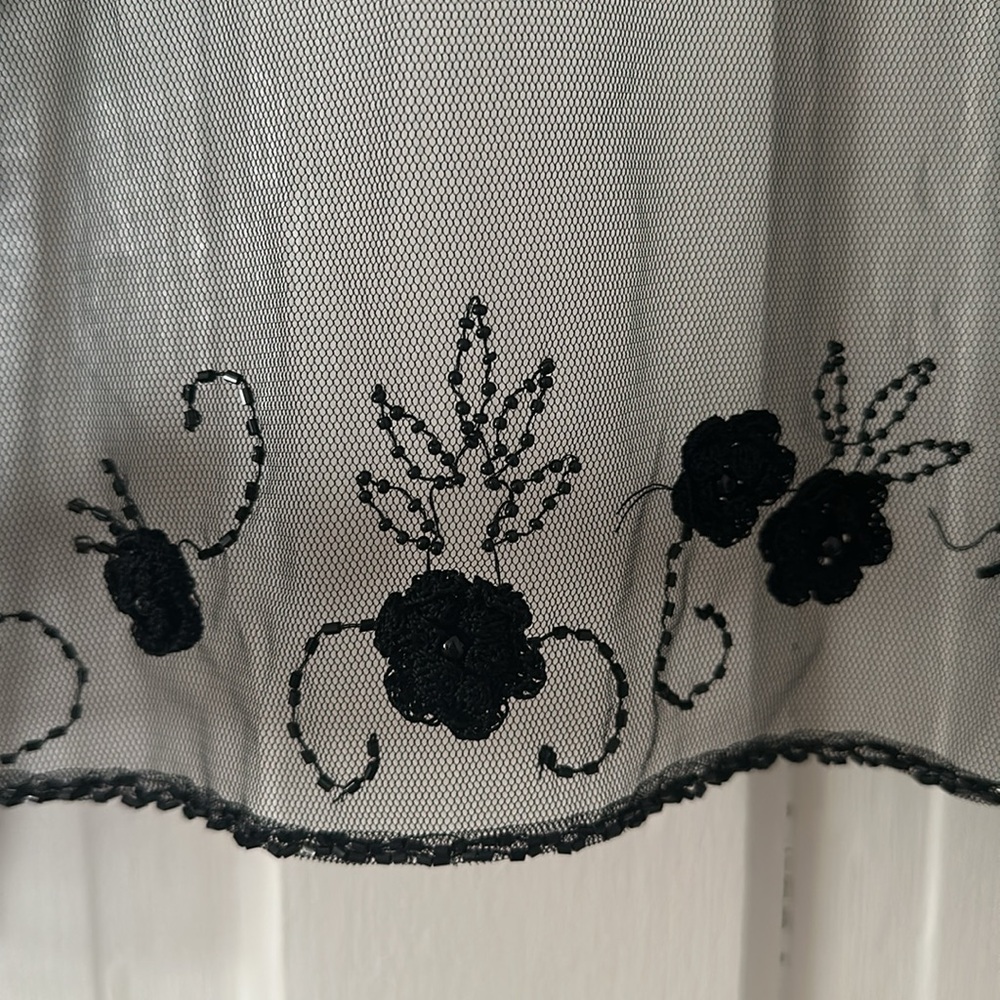 Vintage Y2K Sheer Black Beaded Rosette Bed Jacket Medium NWT - Picture 6 of 8